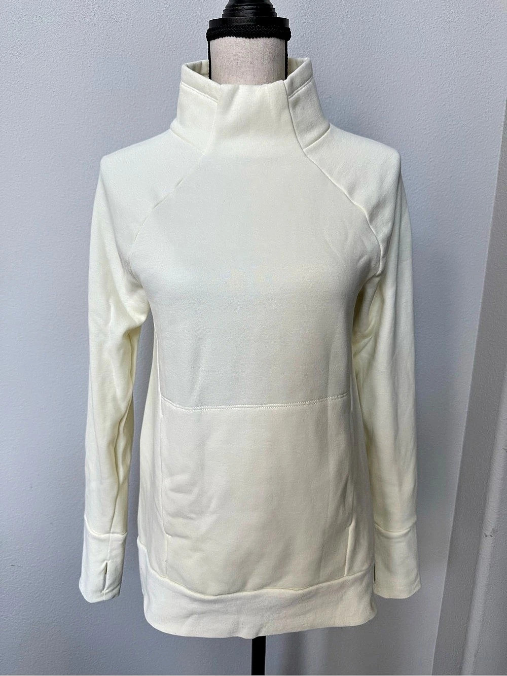 Fabletics High Neck Pullover in White Size XS Like New